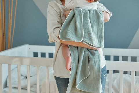 Babydecke Musselin – Mint, Lifestyleansicht