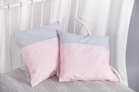 Housse de coussin petites feuilles rose sur blanc