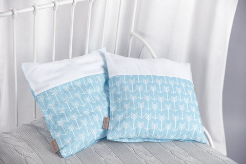 Housse de coussin flèches blanches sur bleu