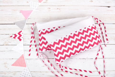 Pare-chocs uni blanc chevron magenta