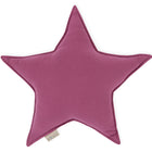 Das KraftKids Sternkissen Musselin purpur ist ein personalisiertes, lila Sternkissen mit kleinem Stoffetikett - ideal fürs Kinderzimmer und vor weißem Hintergrund präsentiert.