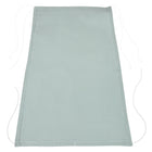 Eine rechteckige KraftKids Sonnensegel Musselin mint Schürze in heller Mintfarbe, mit Bindungen wie Baumwolle Sonnensegel und zwei dünnen weißen Taillenbändern, liegt flach auf einem weißen Hintergrund.